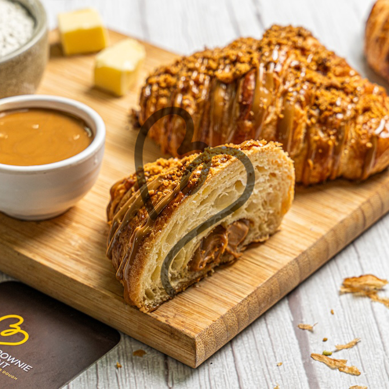 Lotus Croissant
